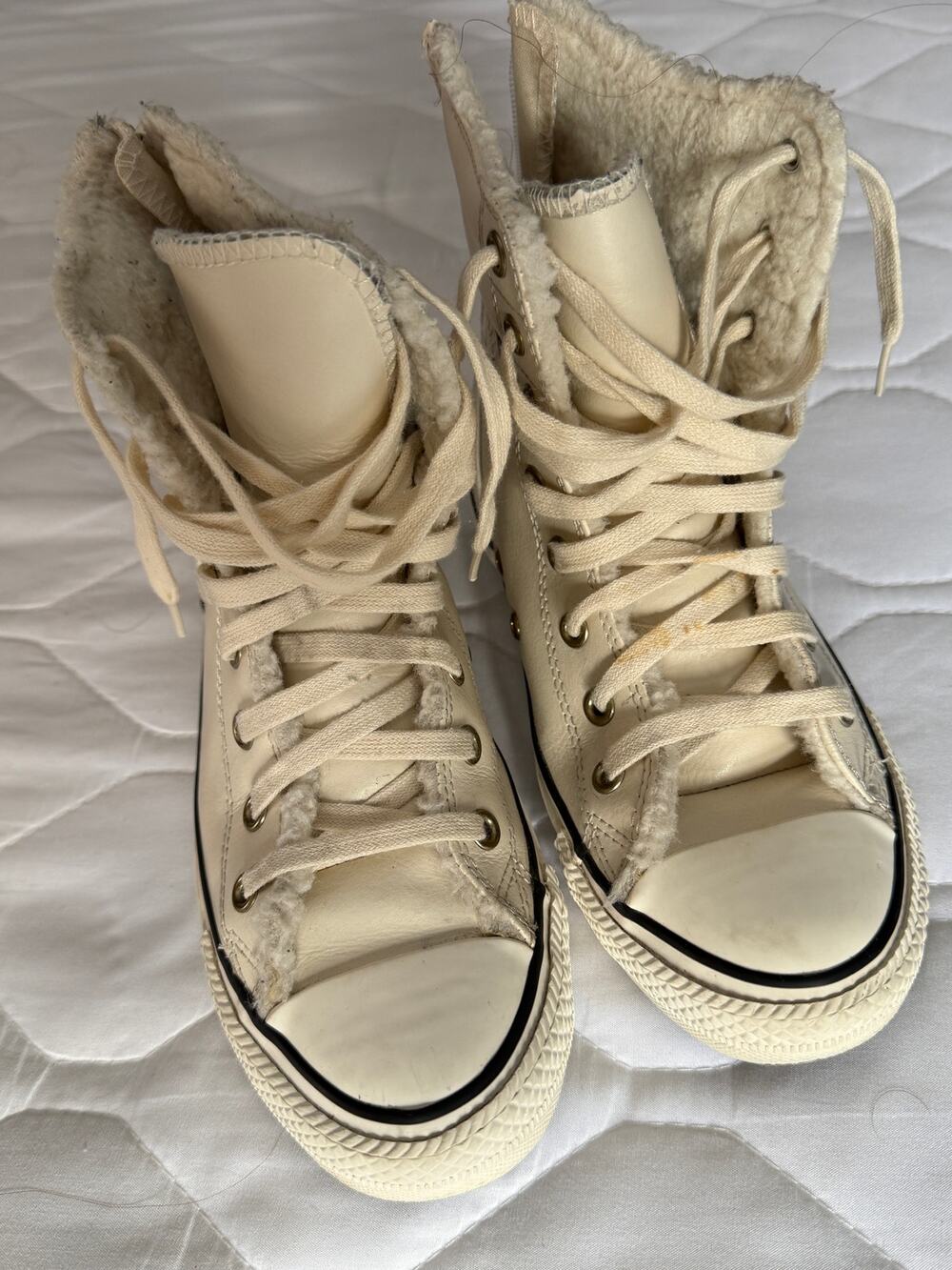 Converse white fuzzy lined high top sneakers size 2
